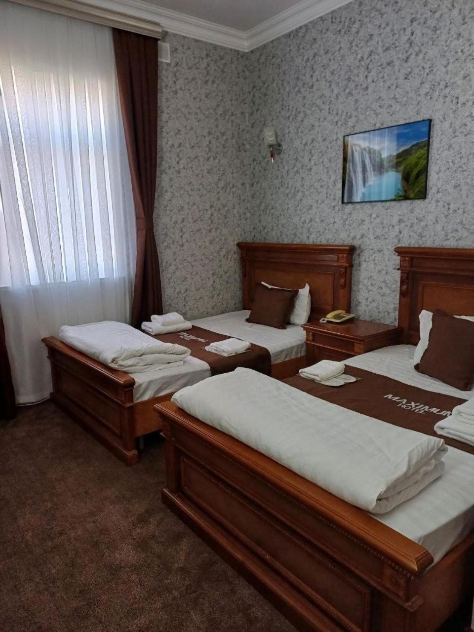 Maximum Hotel Nawoi Zewnętrze zdjęcie